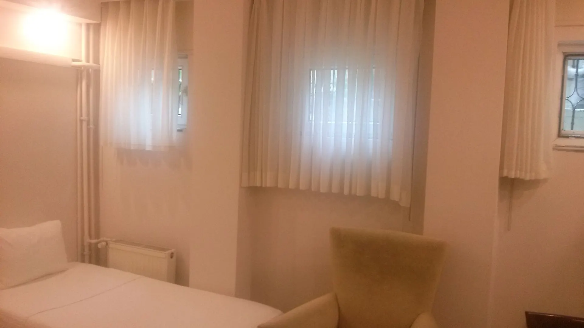 Entes Apart Istanbul 3*,